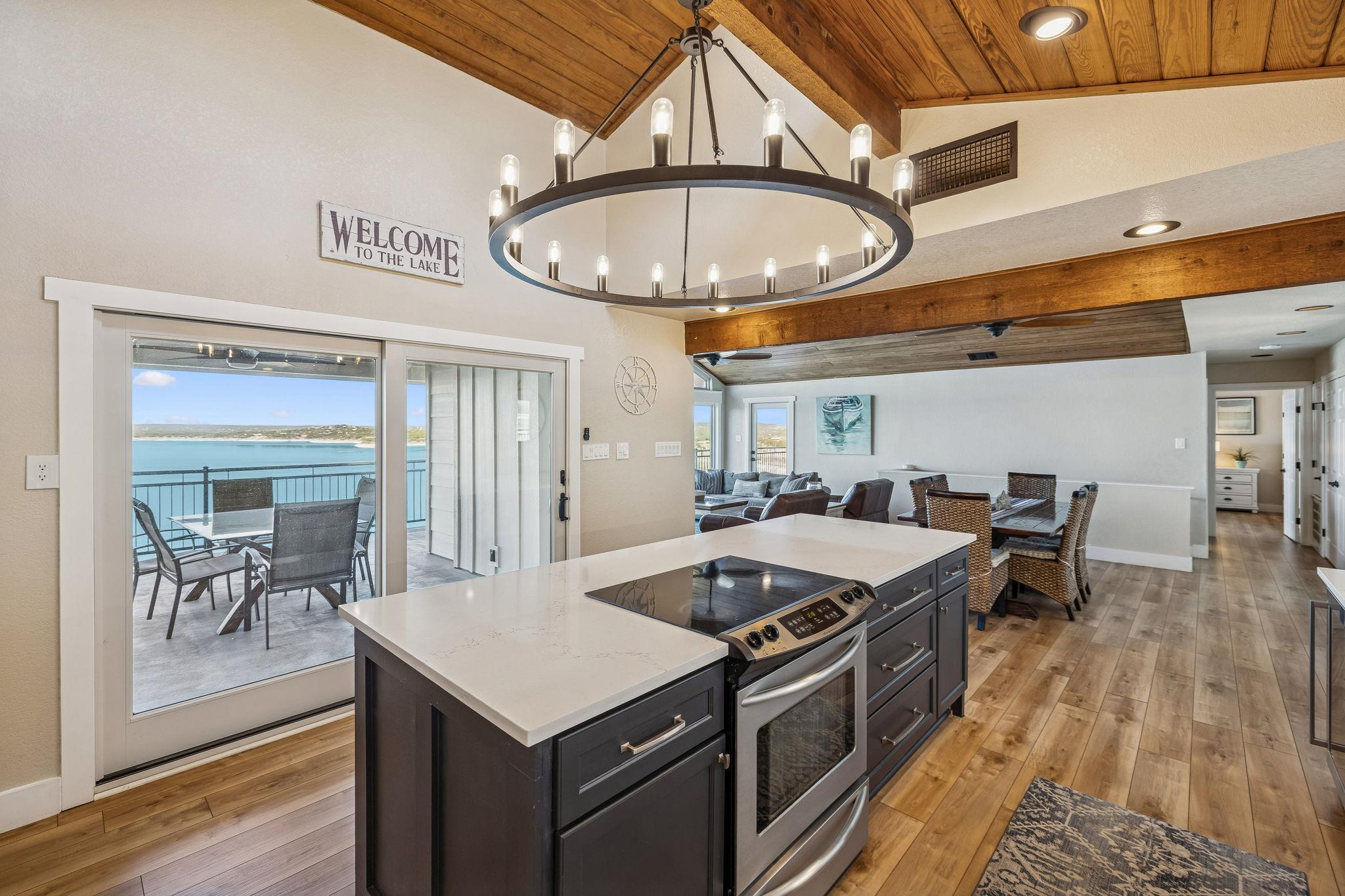 1335 Larson Dr, Canyon Lake, TX 78133