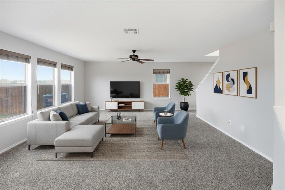 13321 Coomes Dr, Del Valle, TX 78617