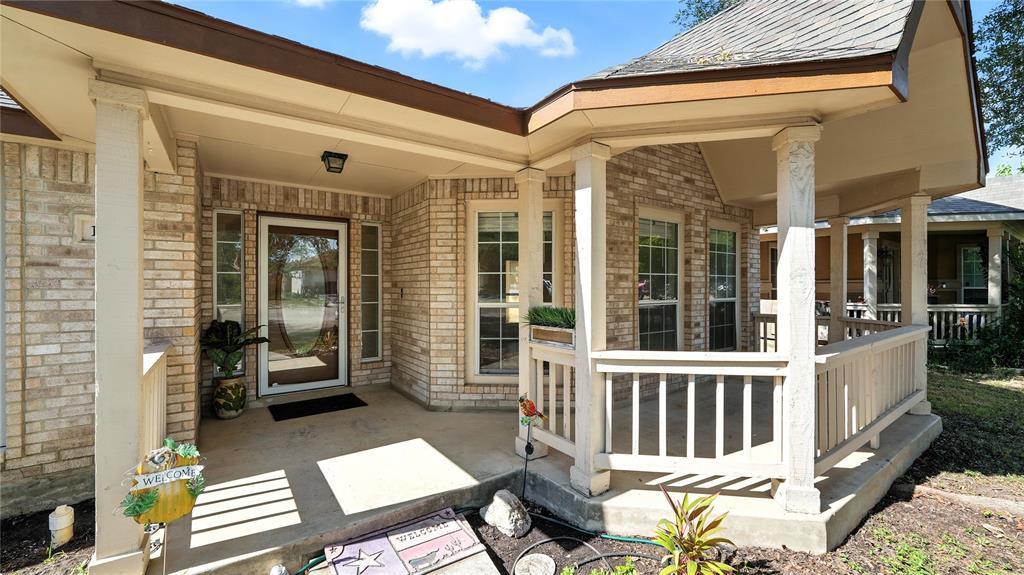 1742 Joy Spg, New Braunfels, TX 78130