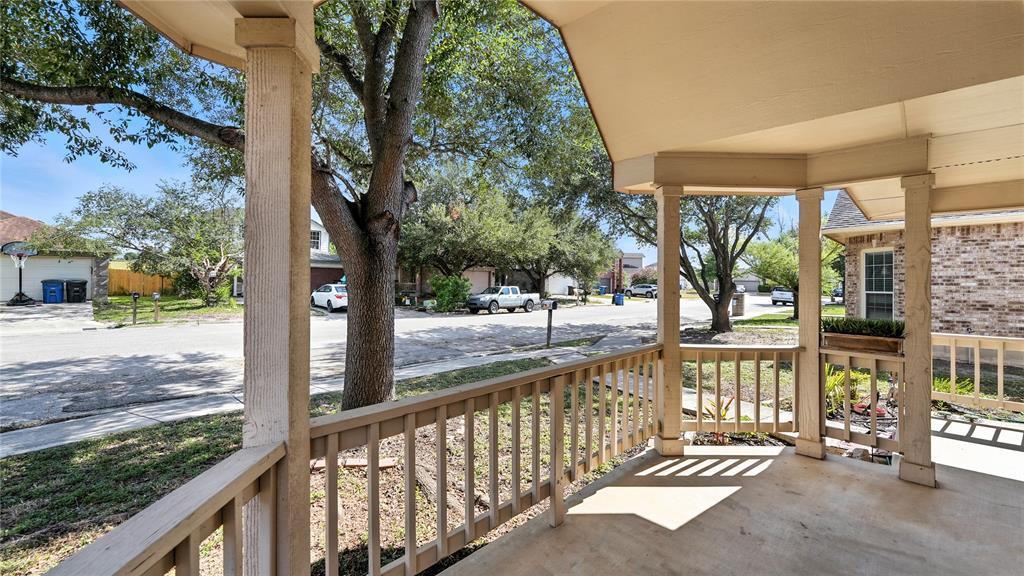 1742 Joy Spg, New Braunfels, TX 78130