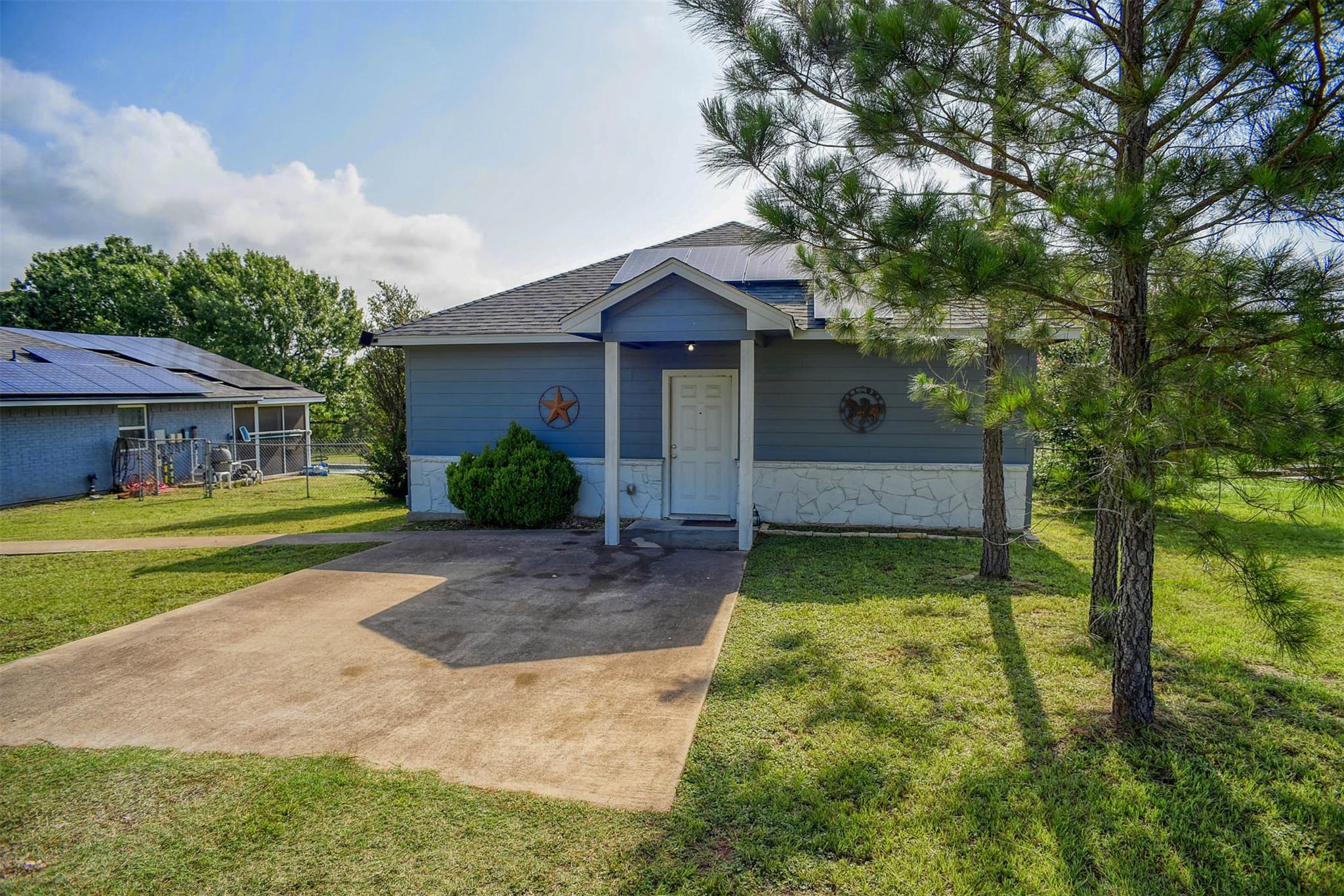 569 McAllister Rd, Bastrop, TX 78602