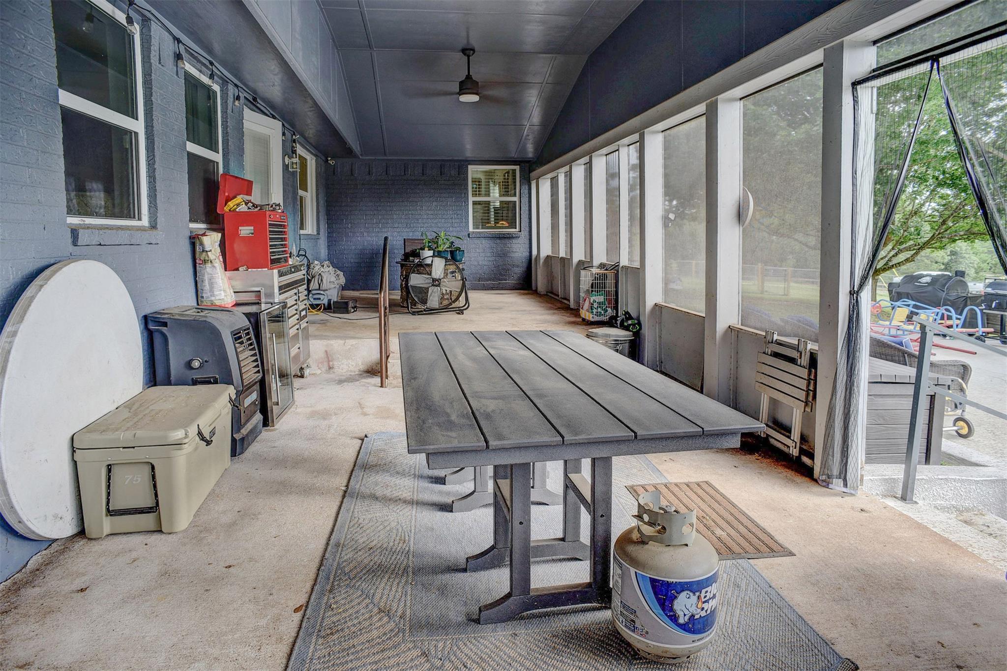 569 McAllister Rd, Bastrop, TX 78602