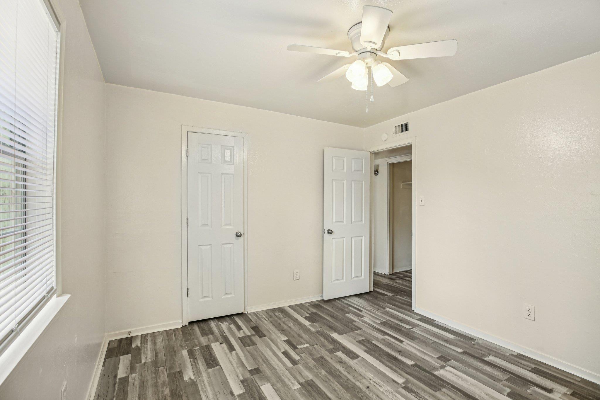 2810 Cypress Bend Cir, Bryan, TX 77801