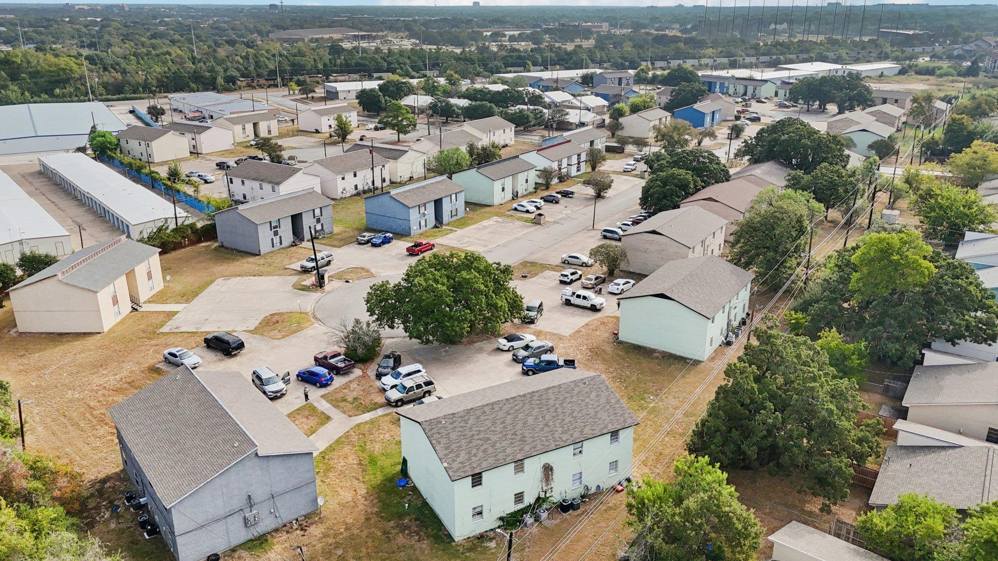 2810 Cypress Bend Cir, Bryan, TX 77801