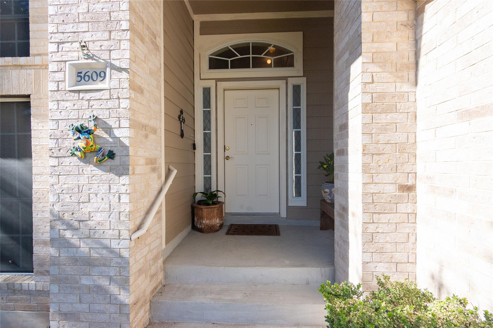 5609 Magee Bnd, Austin, TX 78749