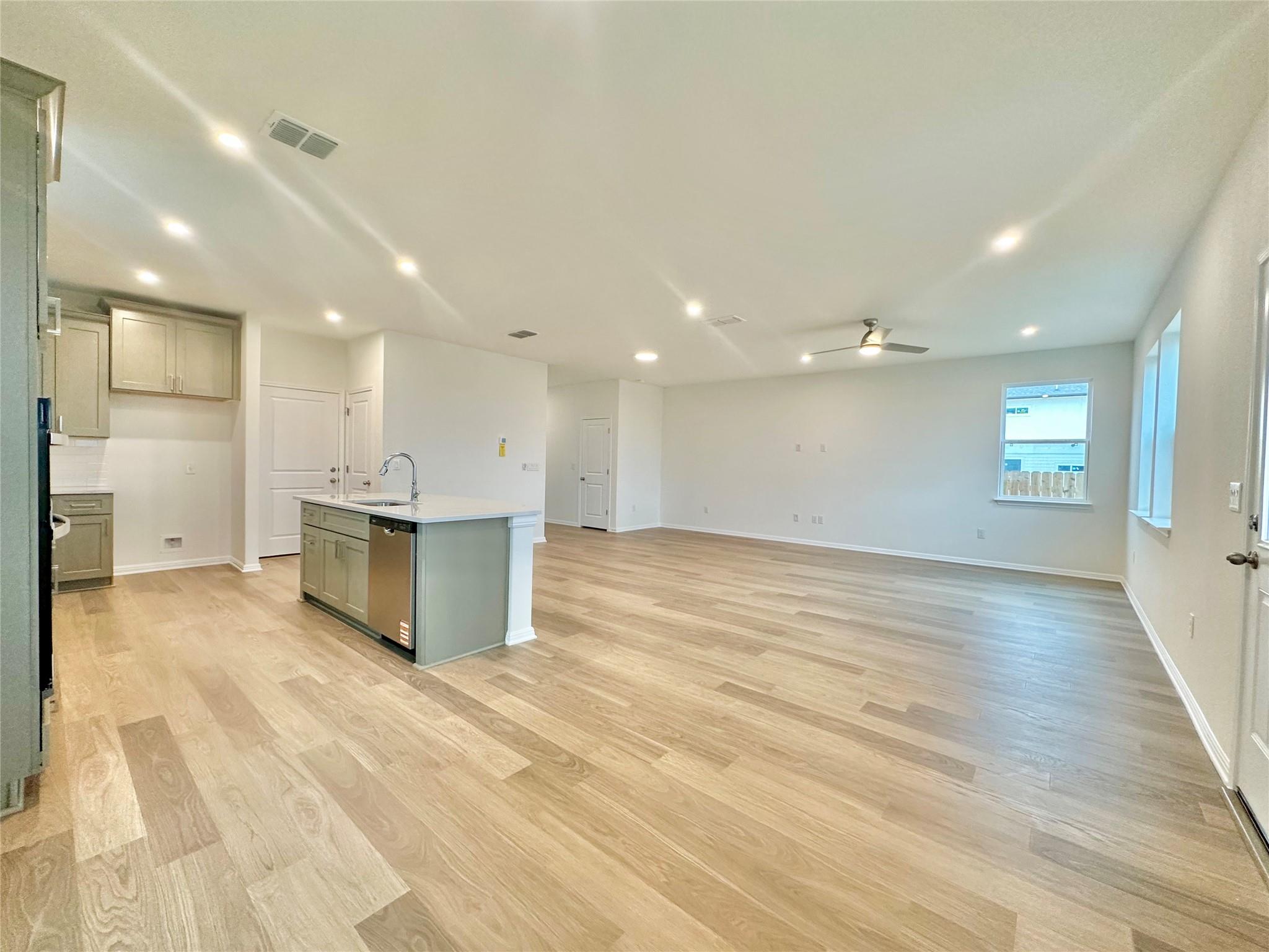 380 Young St, Buda, TX 78610