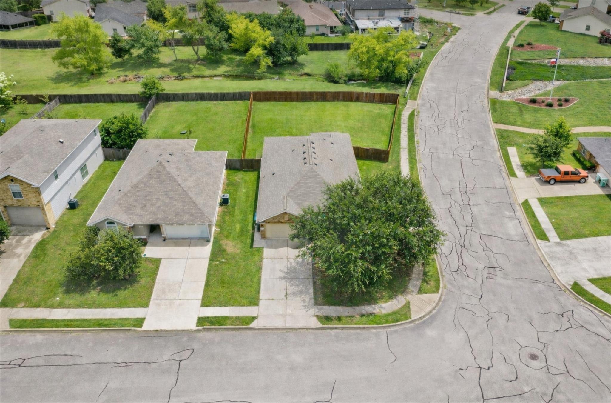 417 Bandara Woods Blvd, Elgin, TX 78621