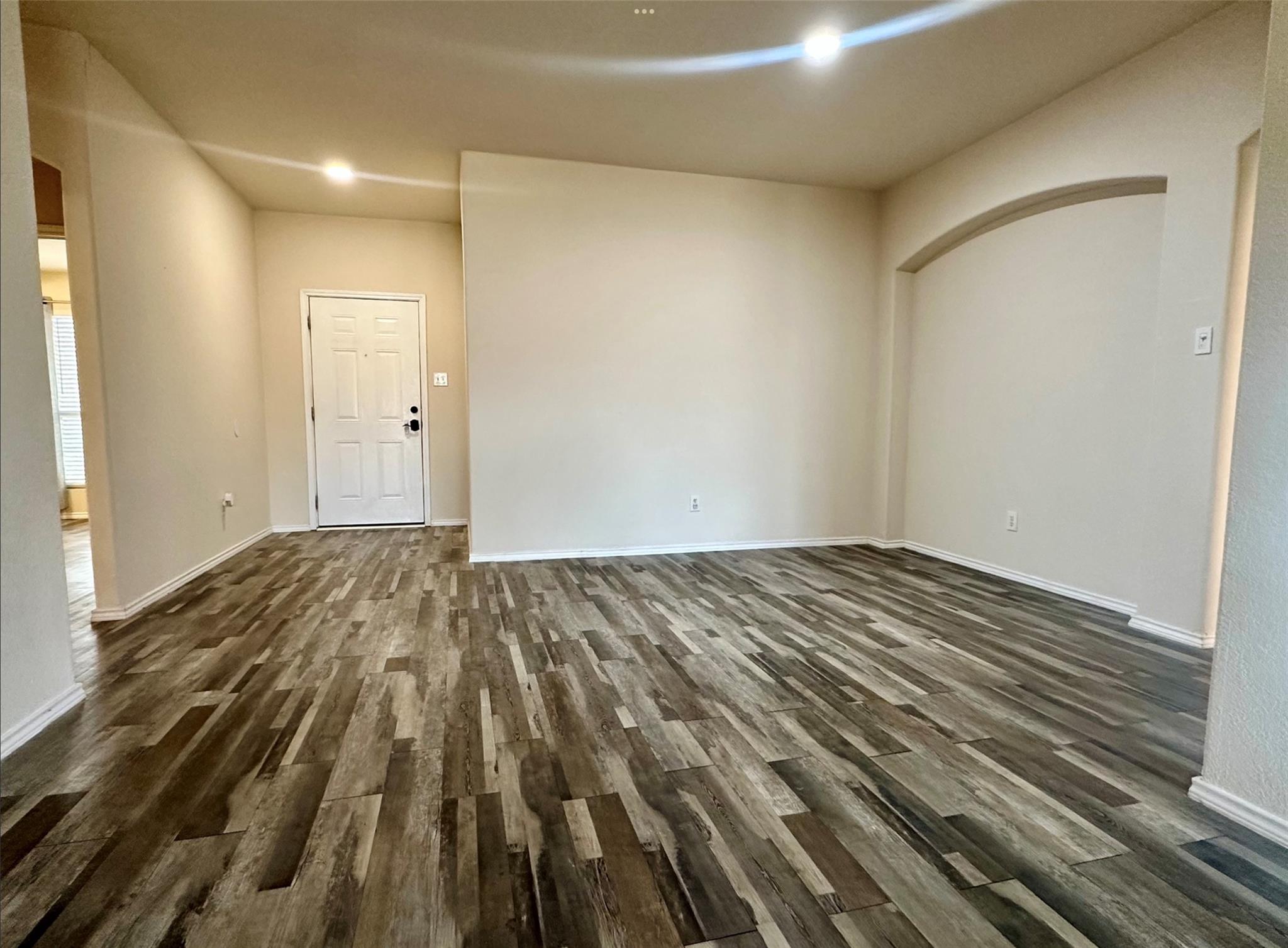 417 Bandara Woods Blvd, Elgin, TX 78621