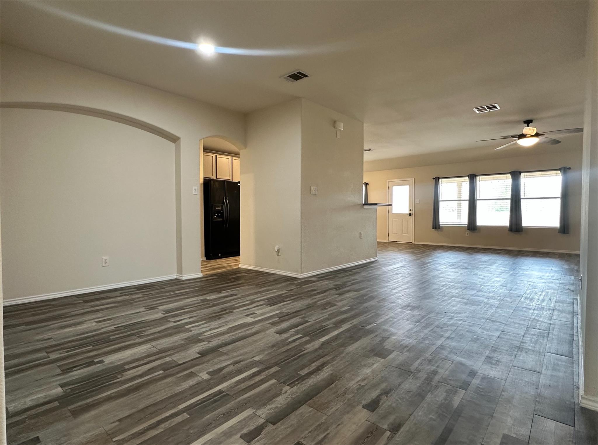 417 Bandara Woods Blvd, Elgin, TX 78621