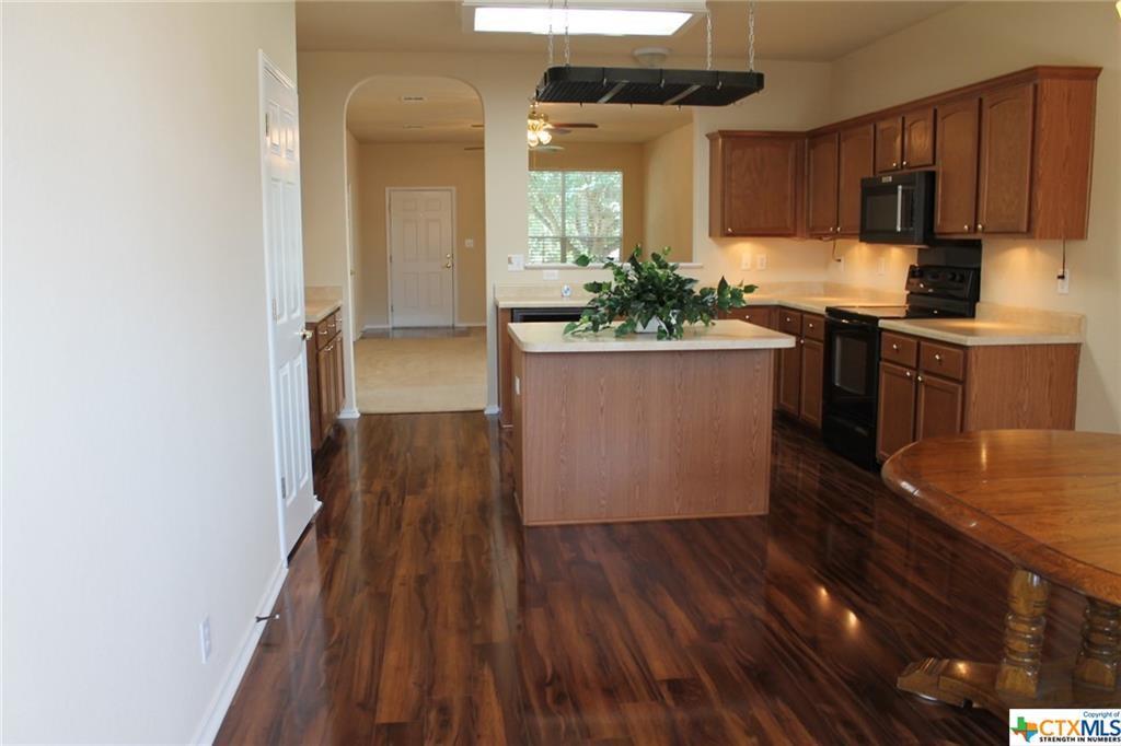 378 Tanager Dr, New Braunfels, TX 78130