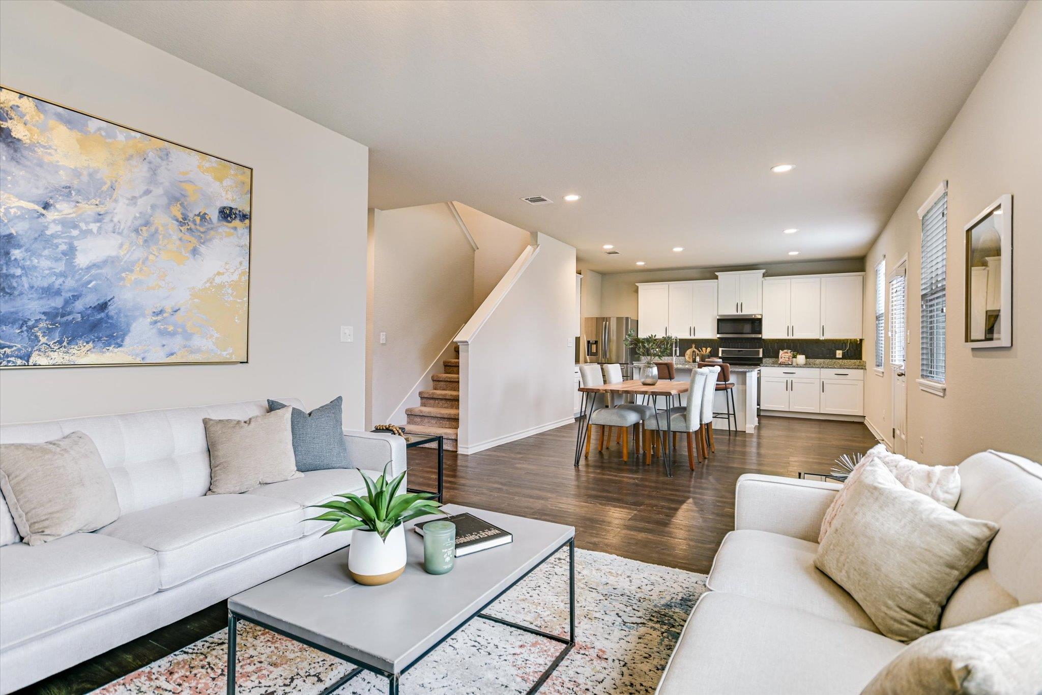 8033 Massa Dr, Round Rock, TX 78665