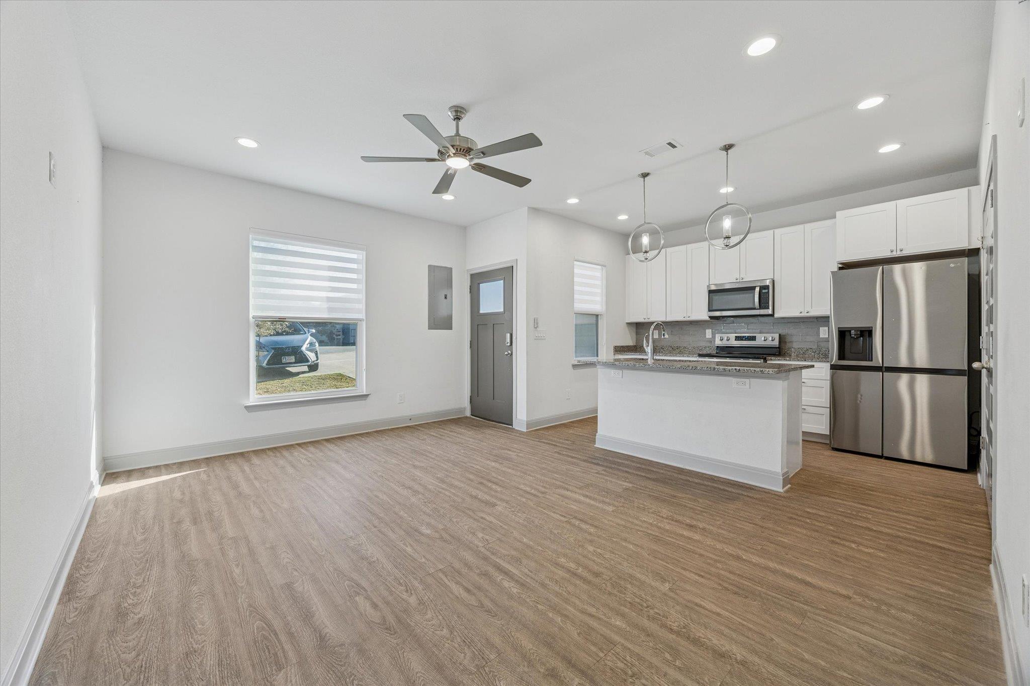 18812 Nicklaus Dr, Point Venture, TX 78645