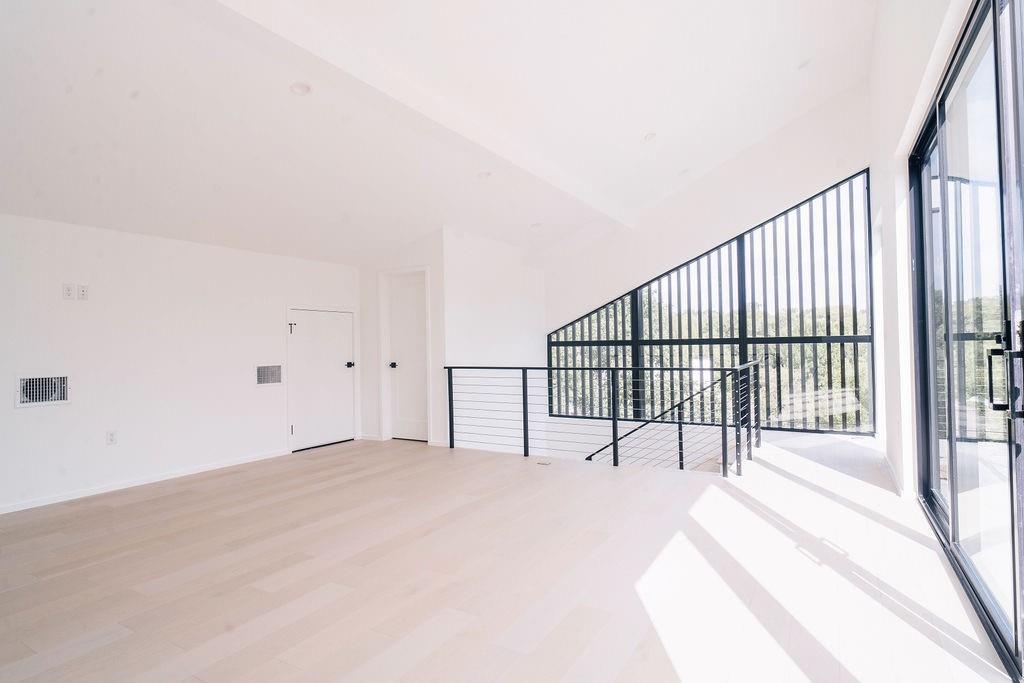 2411 Winsted Ln # 1, Austin, TX 78703