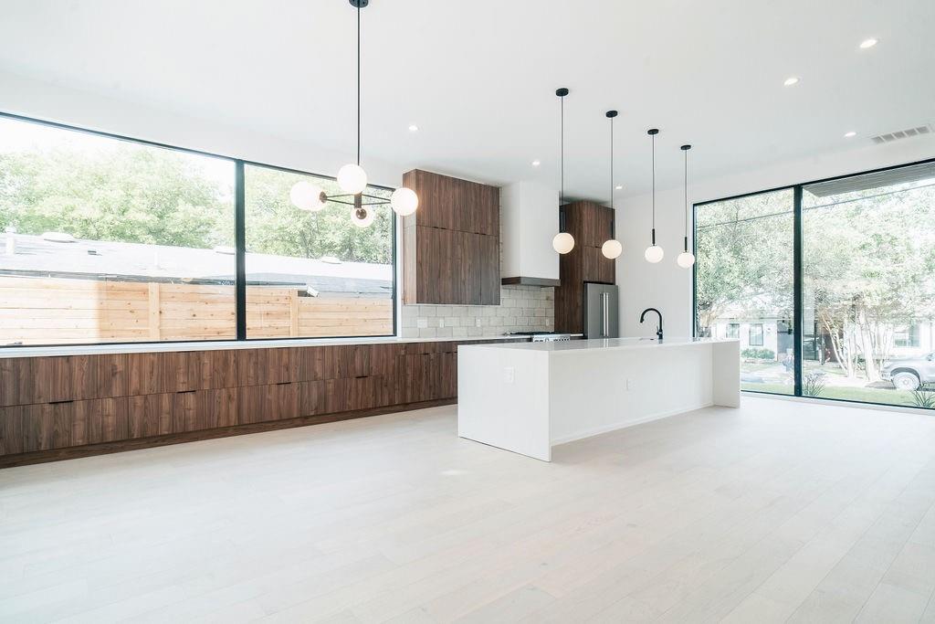 2411 Winsted Ln # 1, Austin, TX 78703