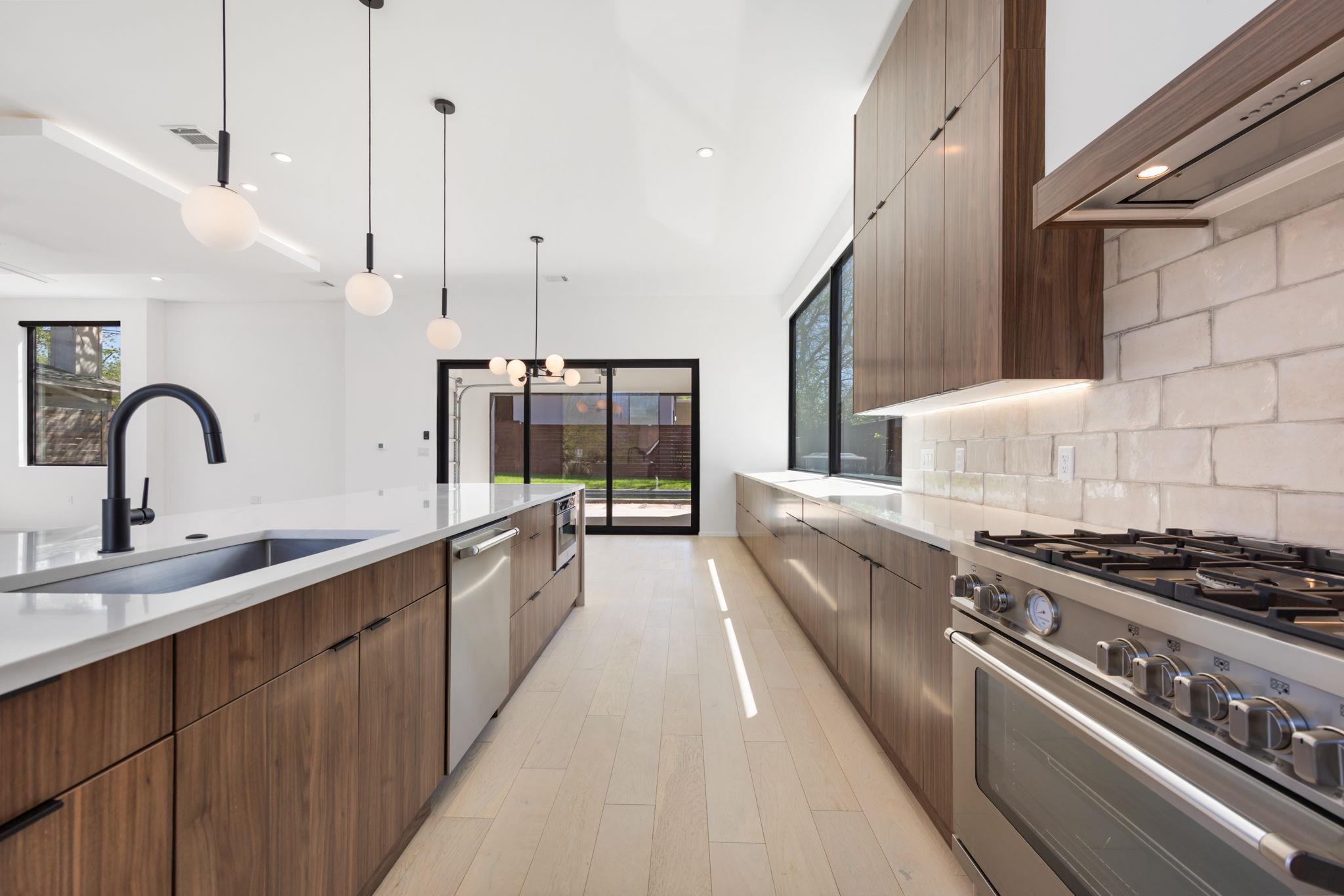 2411 Winsted Ln # 1, Austin, TX 78703