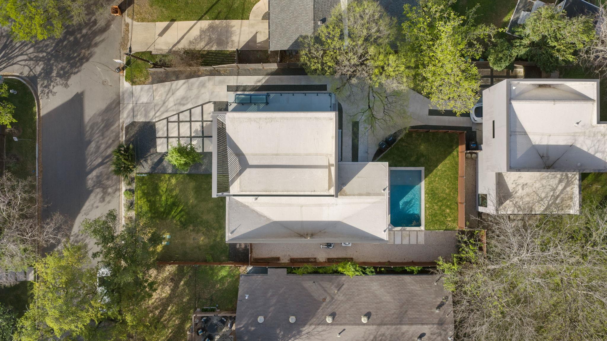 2411 Winsted Ln # 1, Austin, TX 78703