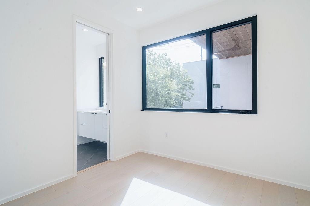 2411 Winsted Ln # 1, Austin, TX 78703