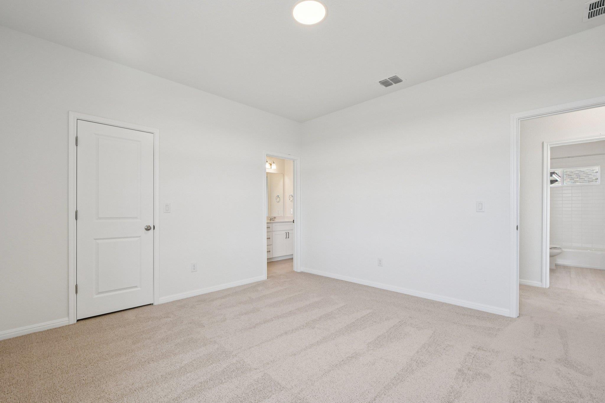 404 Young St, Buda, TX 78610