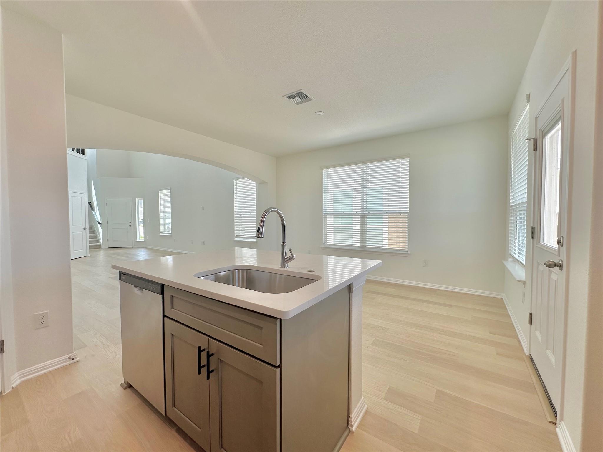 404 Young St, Buda, TX 78610