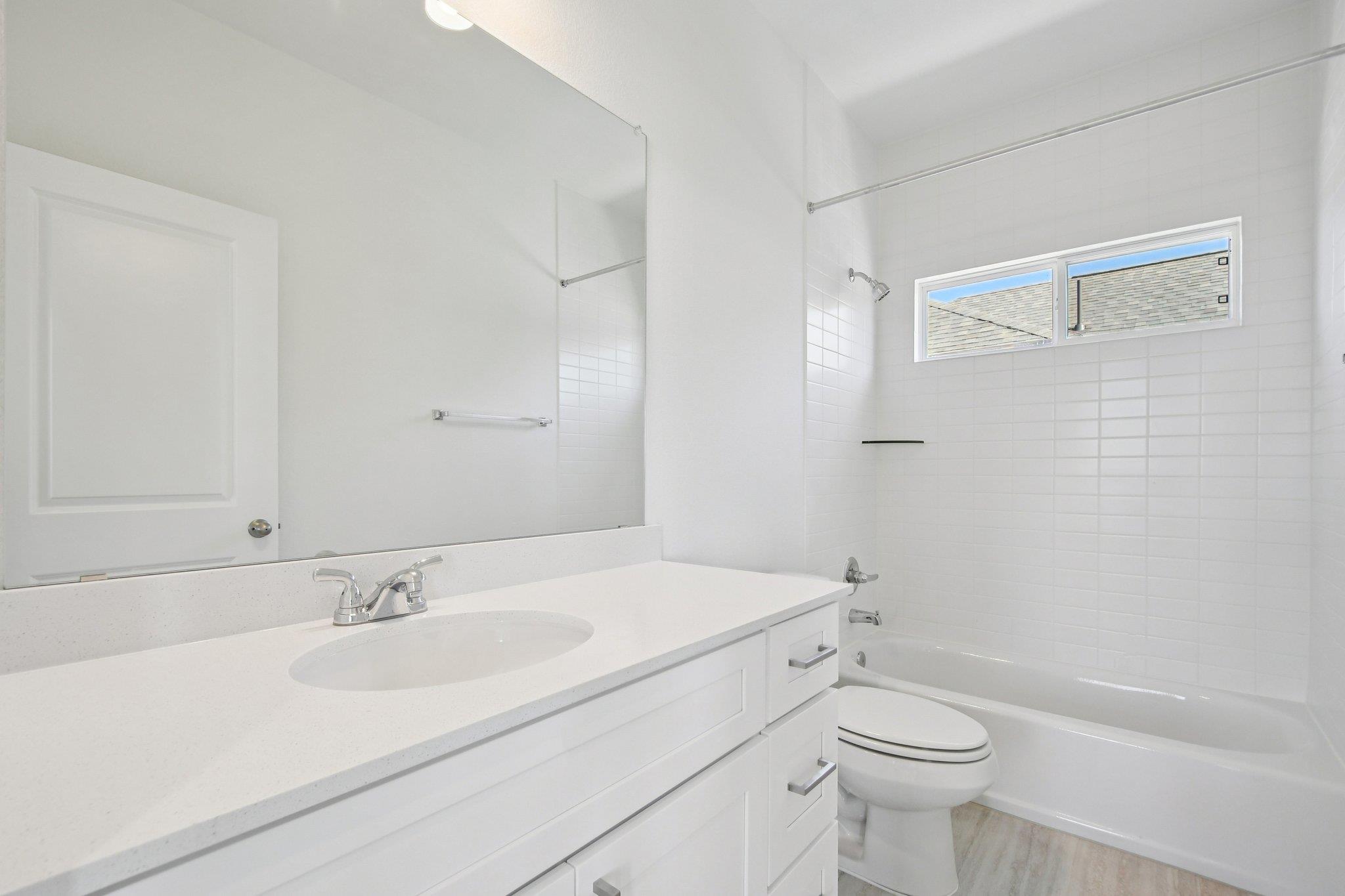 404 Young St, Buda, TX 78610