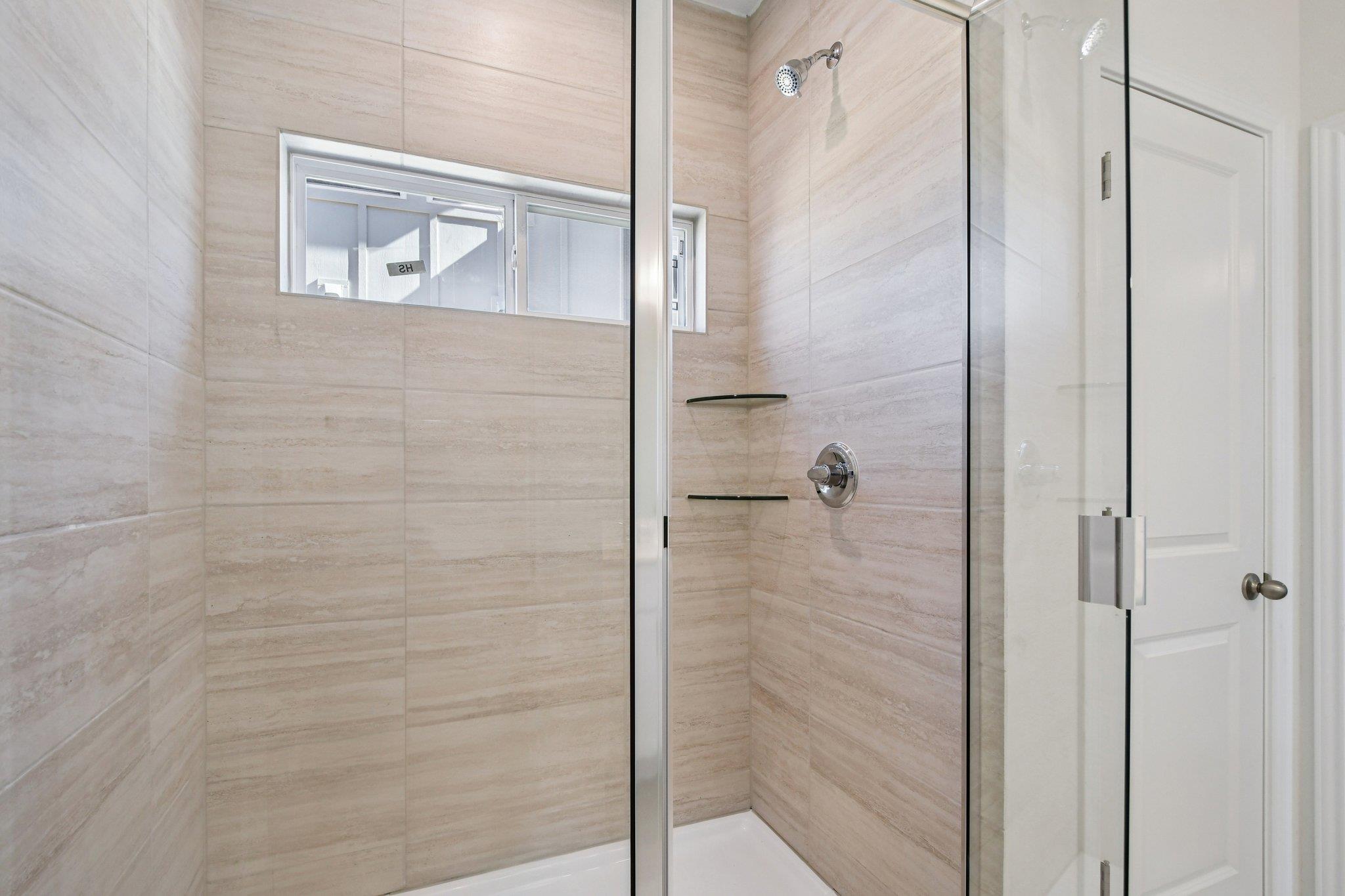 404 Young St, Buda, TX 78610