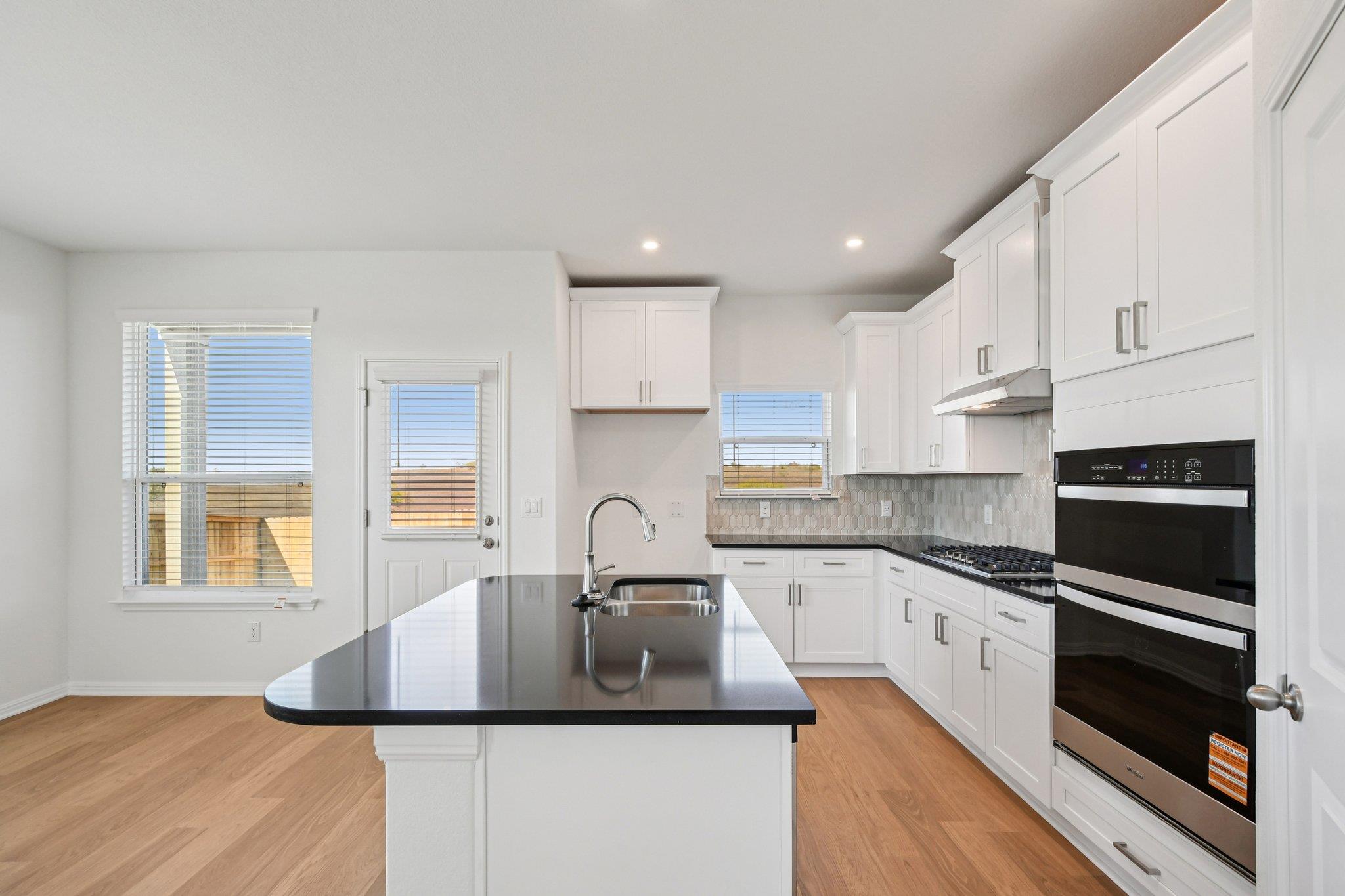 404 Young St, Buda, TX 78610