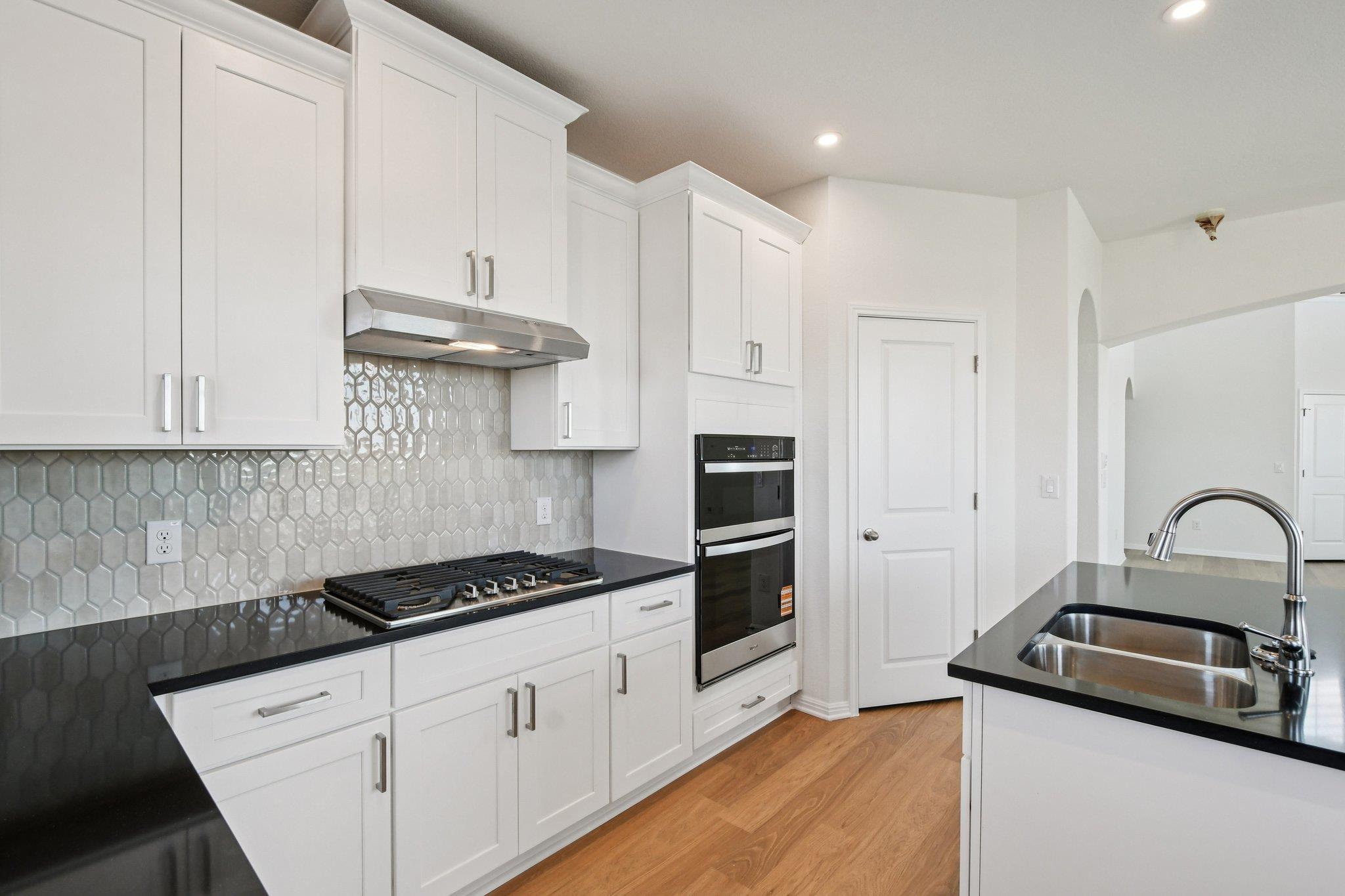 404 Young St, Buda, TX 78610