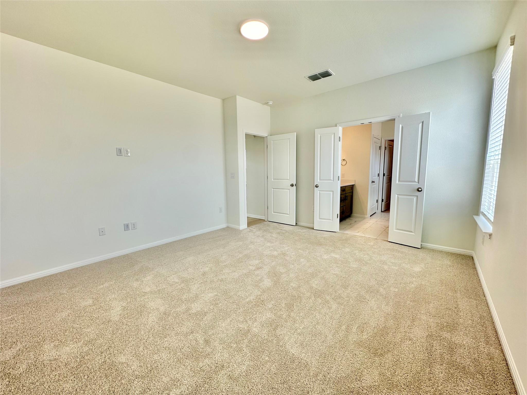 404 Young St, Buda, TX 78610