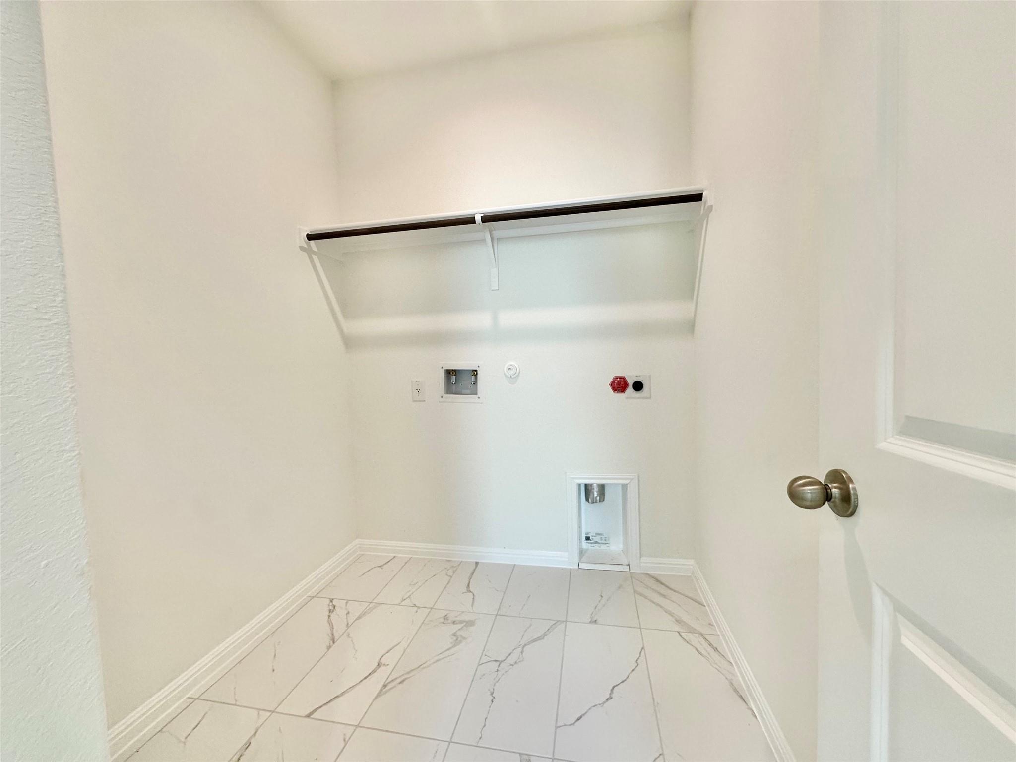 404 Young St, Buda, TX 78610