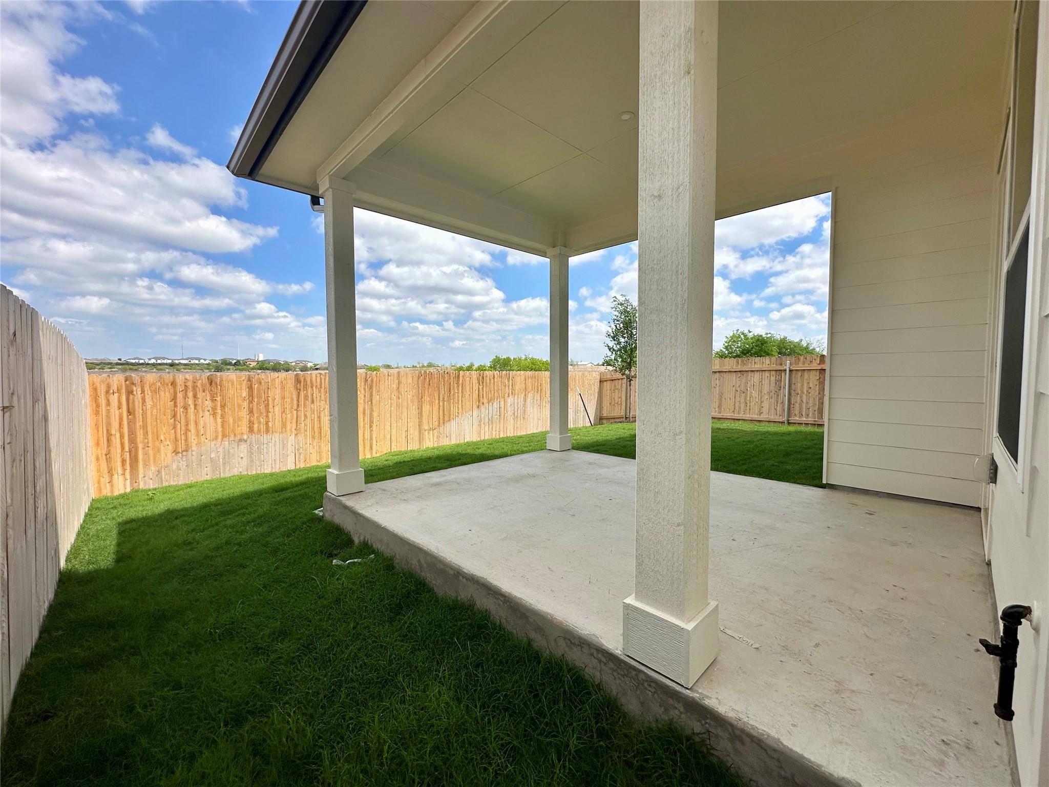 404 Young St, Buda, TX 78610