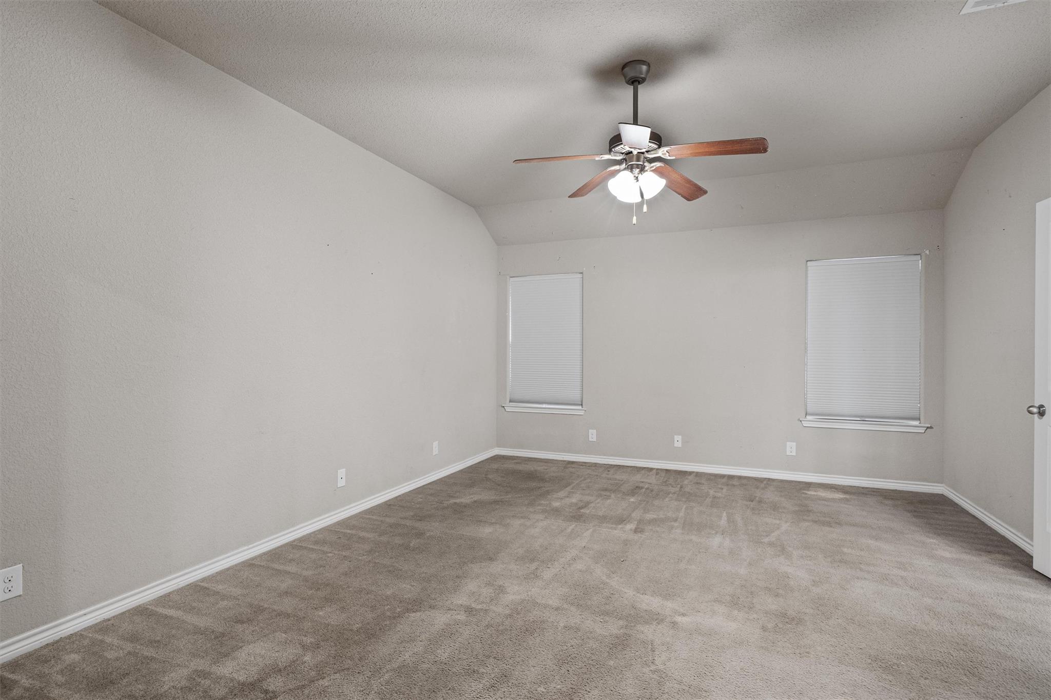 2604 Alamocitos Creek Dr, Killeen, TX 76549