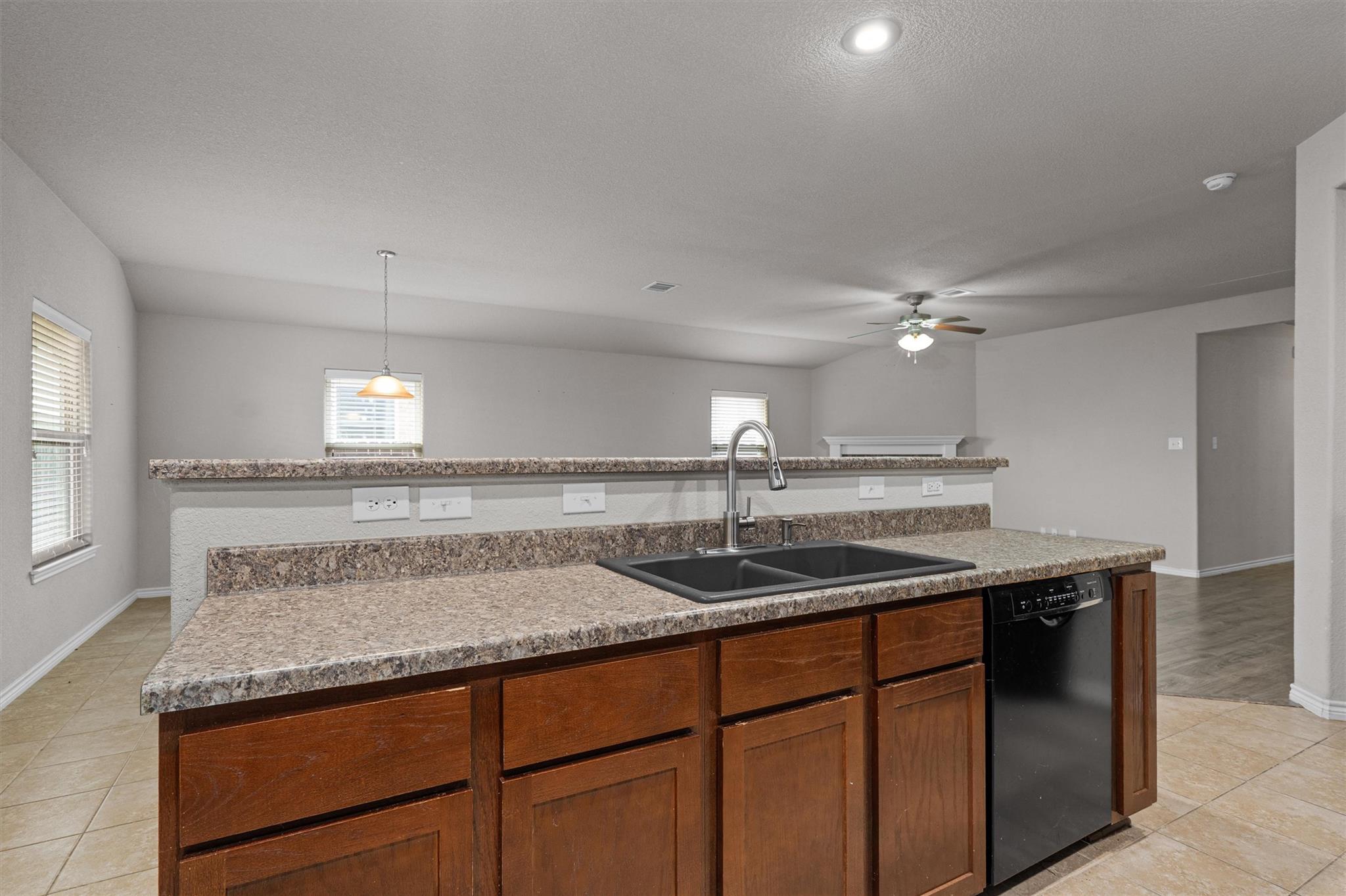 2604 Alamocitos Creek Dr, Killeen, TX 76549