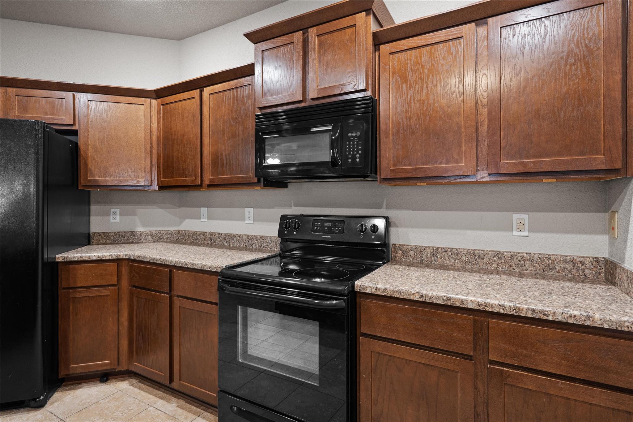 2604 Alamocitos Creek Dr, Killeen, TX 76549