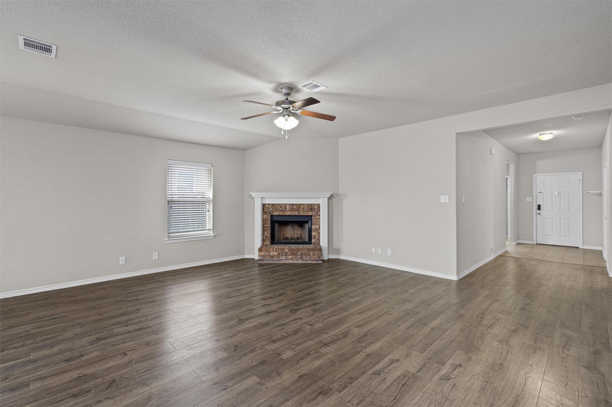 2604 Alamocitos Creek Dr, Killeen, TX 76549