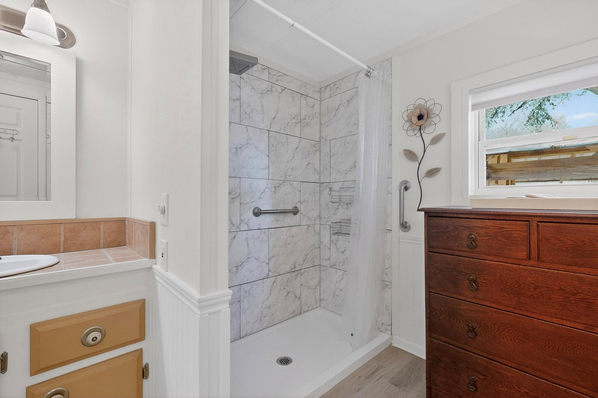 10206 Gail Rd, Austin, TX 78748