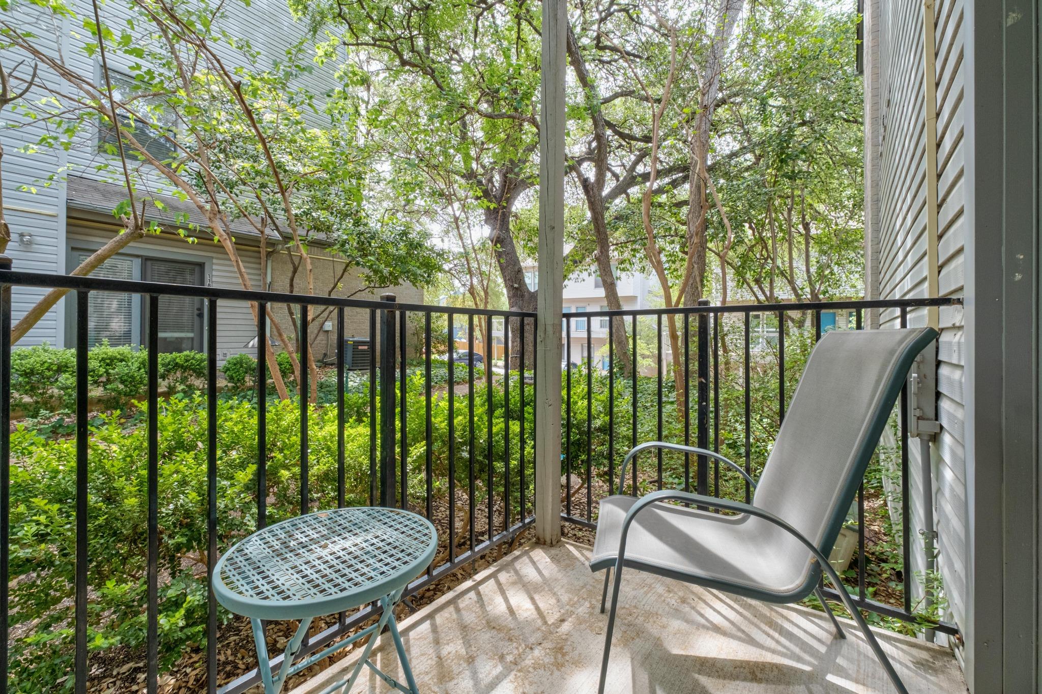 802 S 1st St # 115, Austin, TX 78704