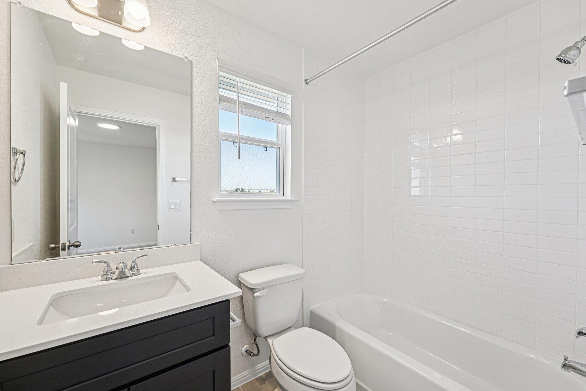 476 Young St, Buda, TX 78610