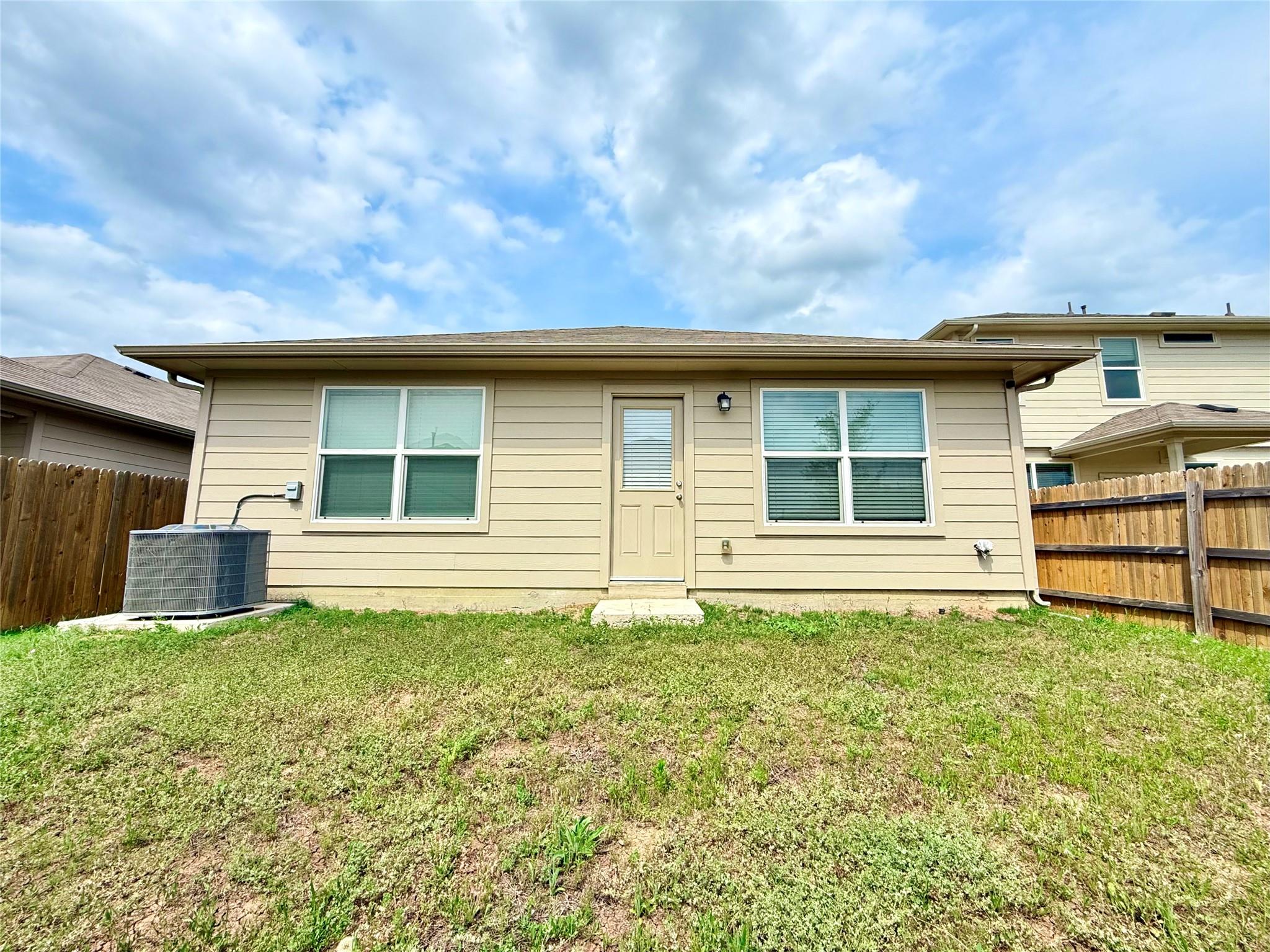 14006 Macquarie Dr, Pflugerville, TX 78660