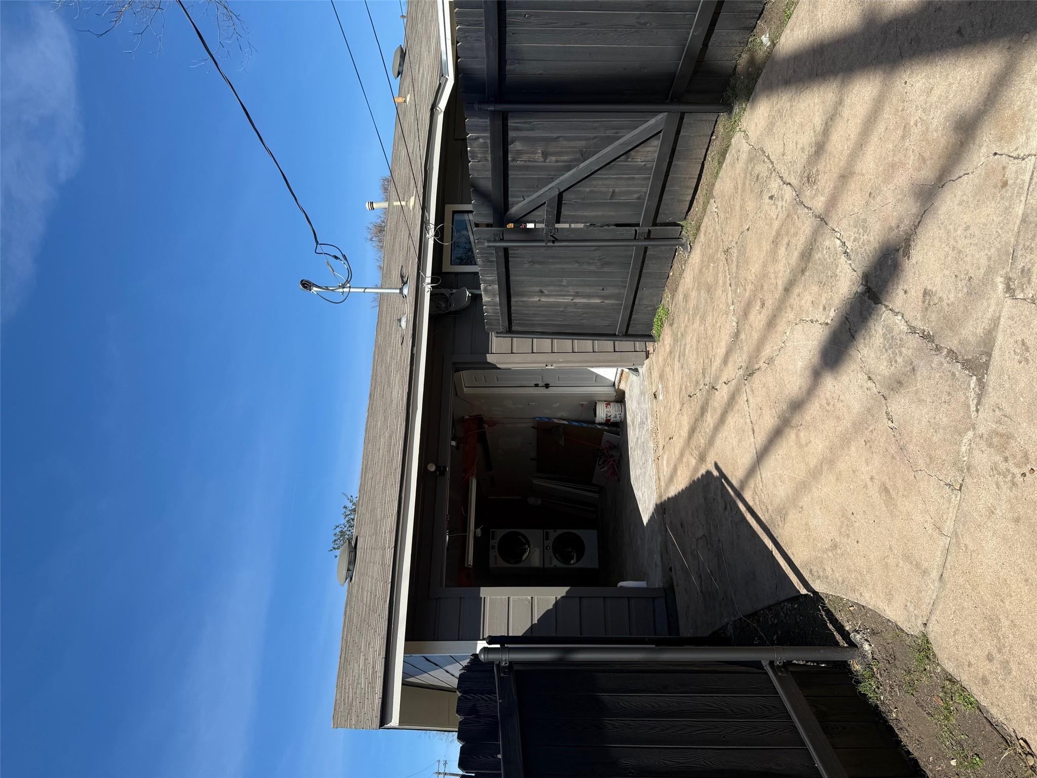 201 Sheffield Dr, Austin, TX 78745