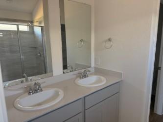 133 Holmby Dr, Hutto, TX 78634