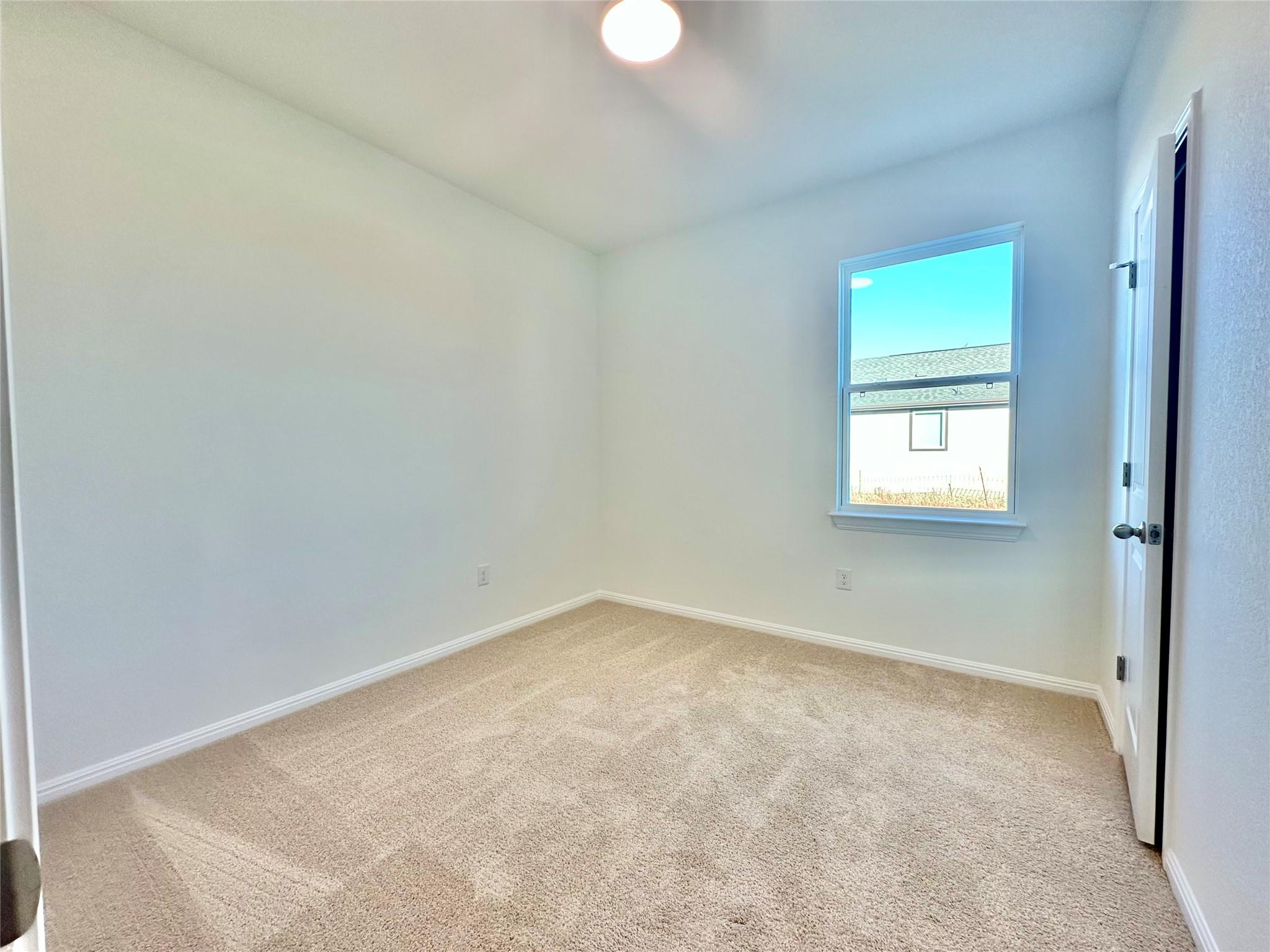 305 Porter Country Pkwy, Buda, TX 78610