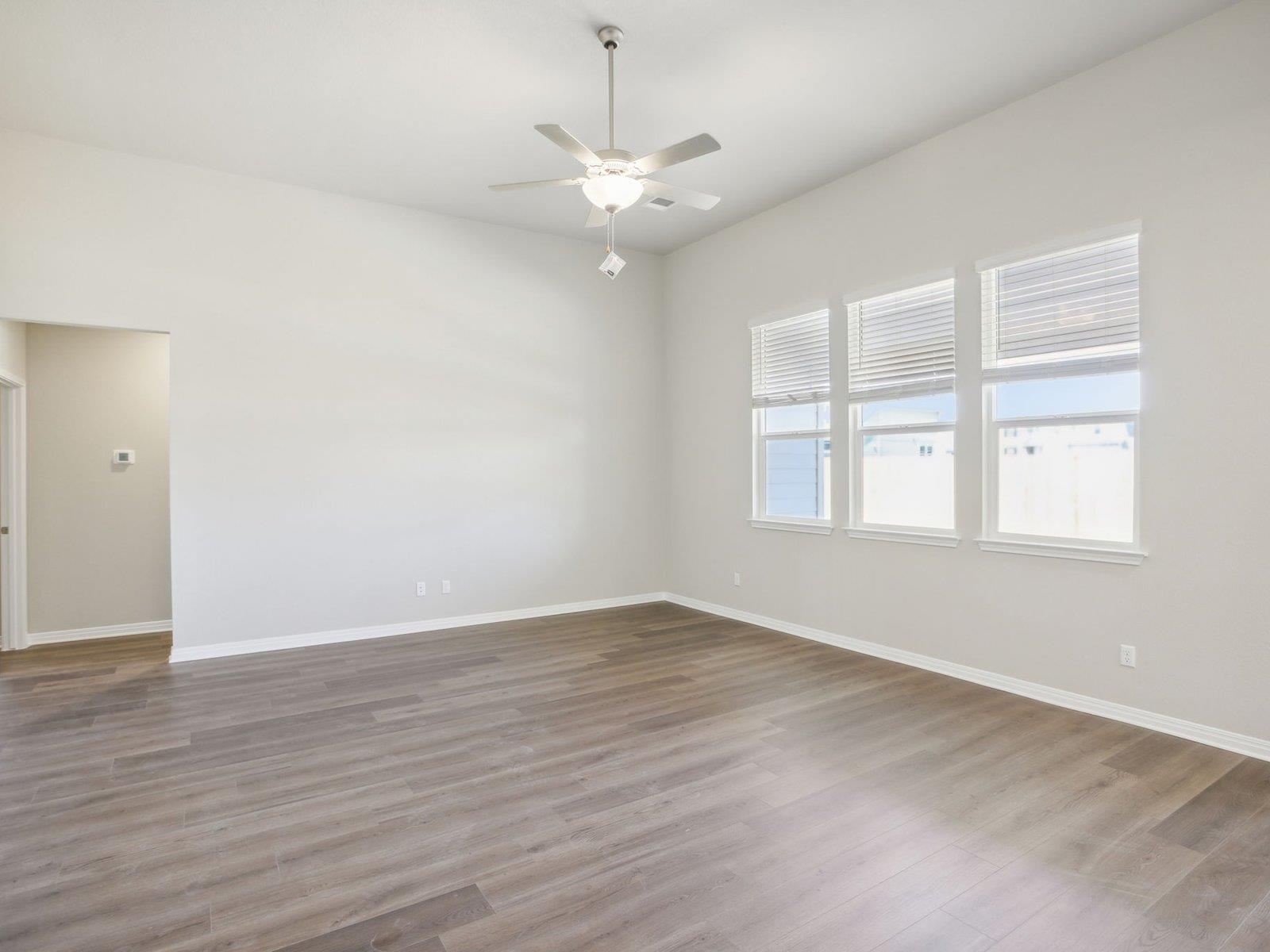 175 Pendleton Dr, Kyle, TX 78640