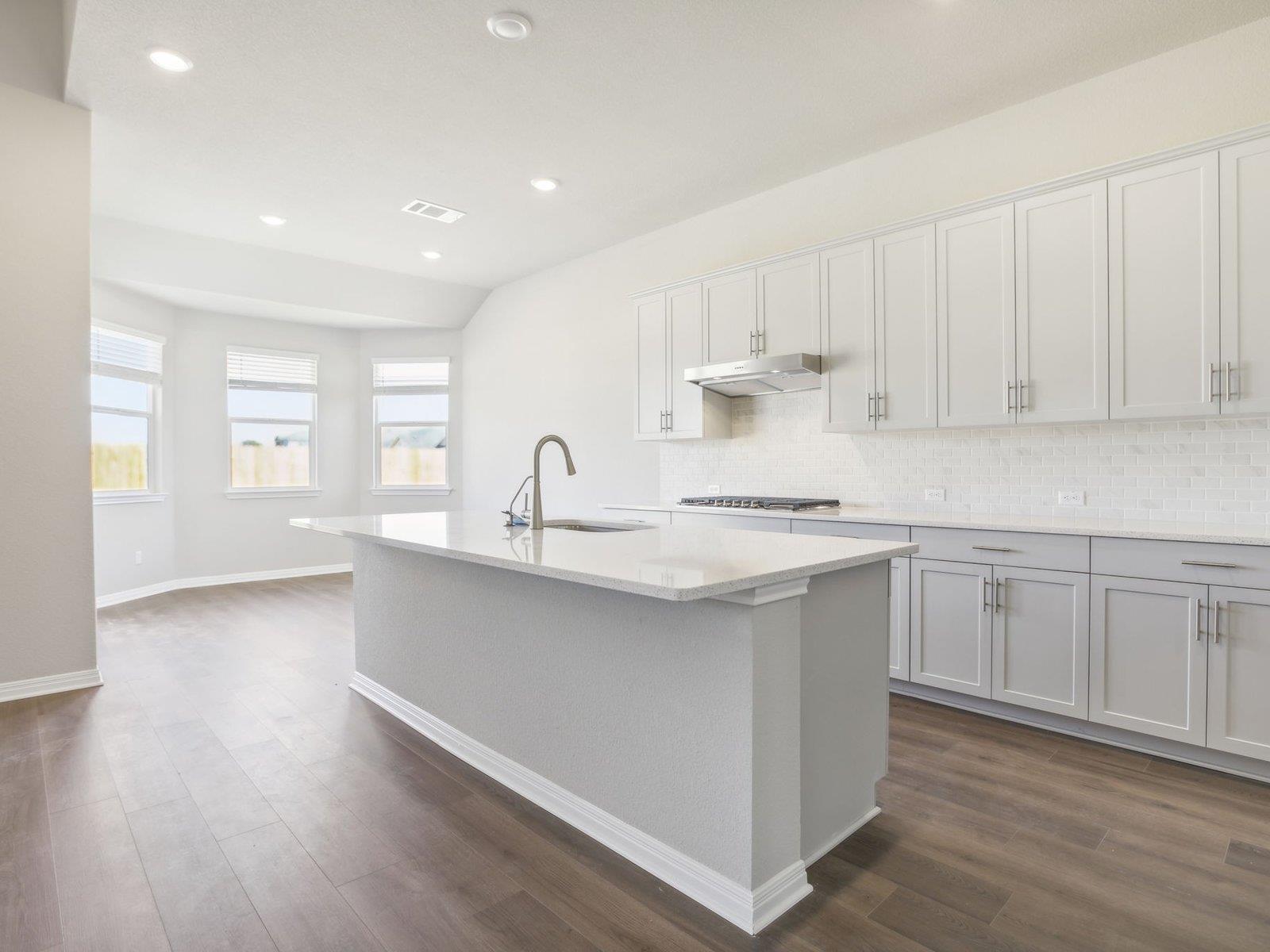 175 Pendleton Dr, Kyle, TX 78640