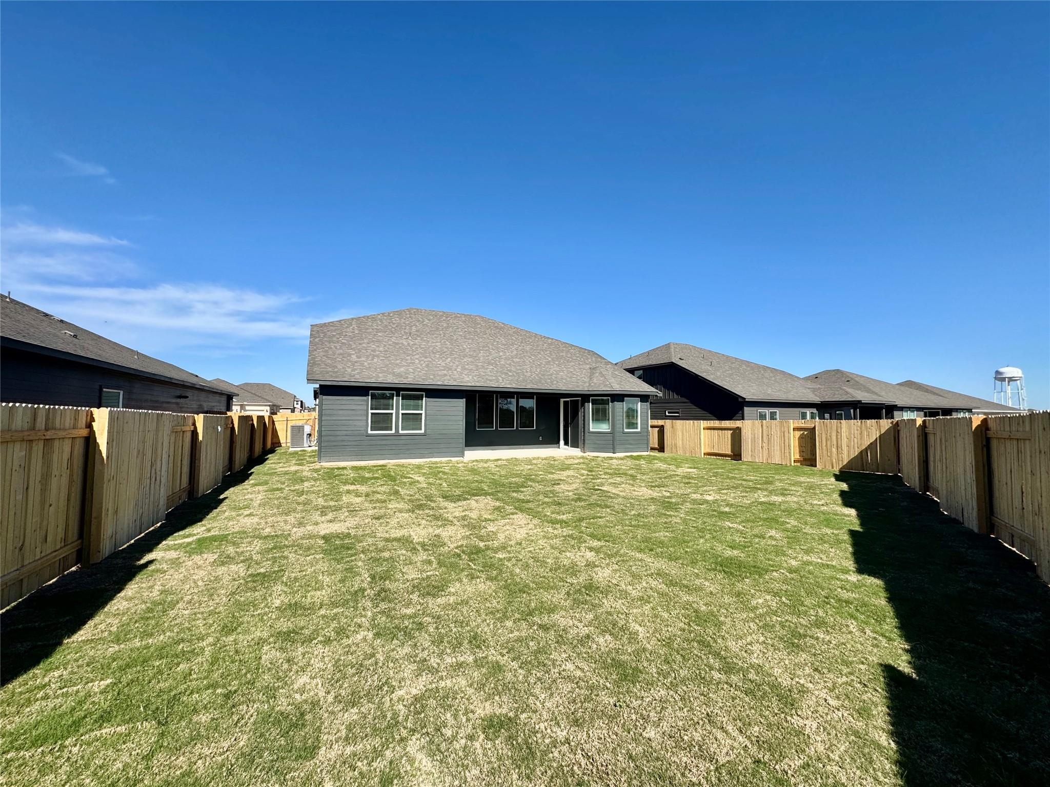 175 Pendleton Dr, Kyle, TX 78640