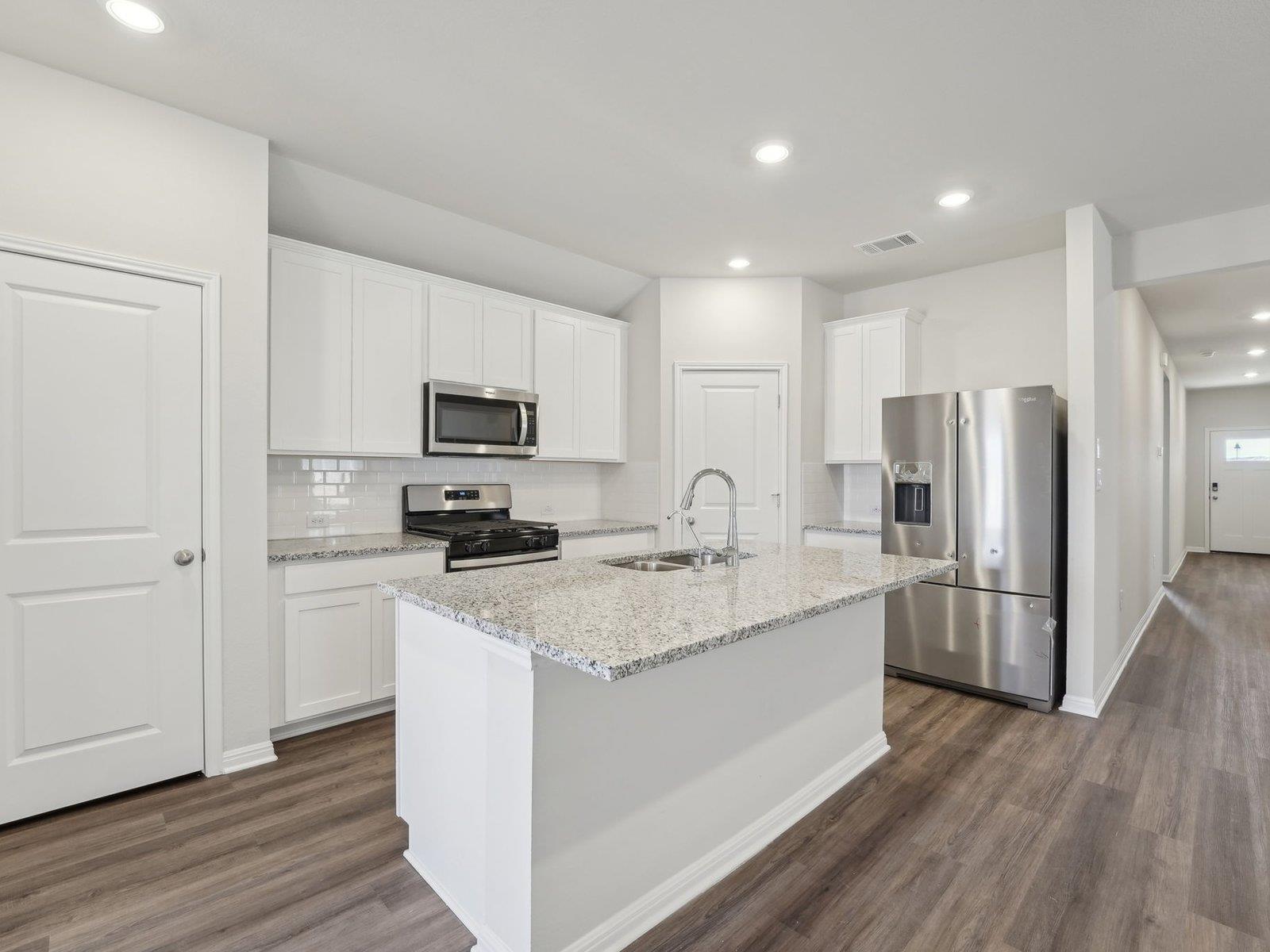 112 Maple Hedge Rd, Hutto, TX 78634