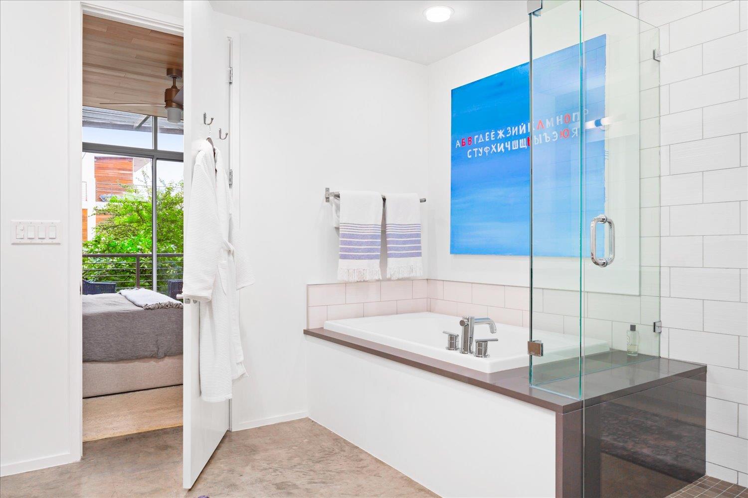 2301 S 5th St # 11, Austin, TX 78704