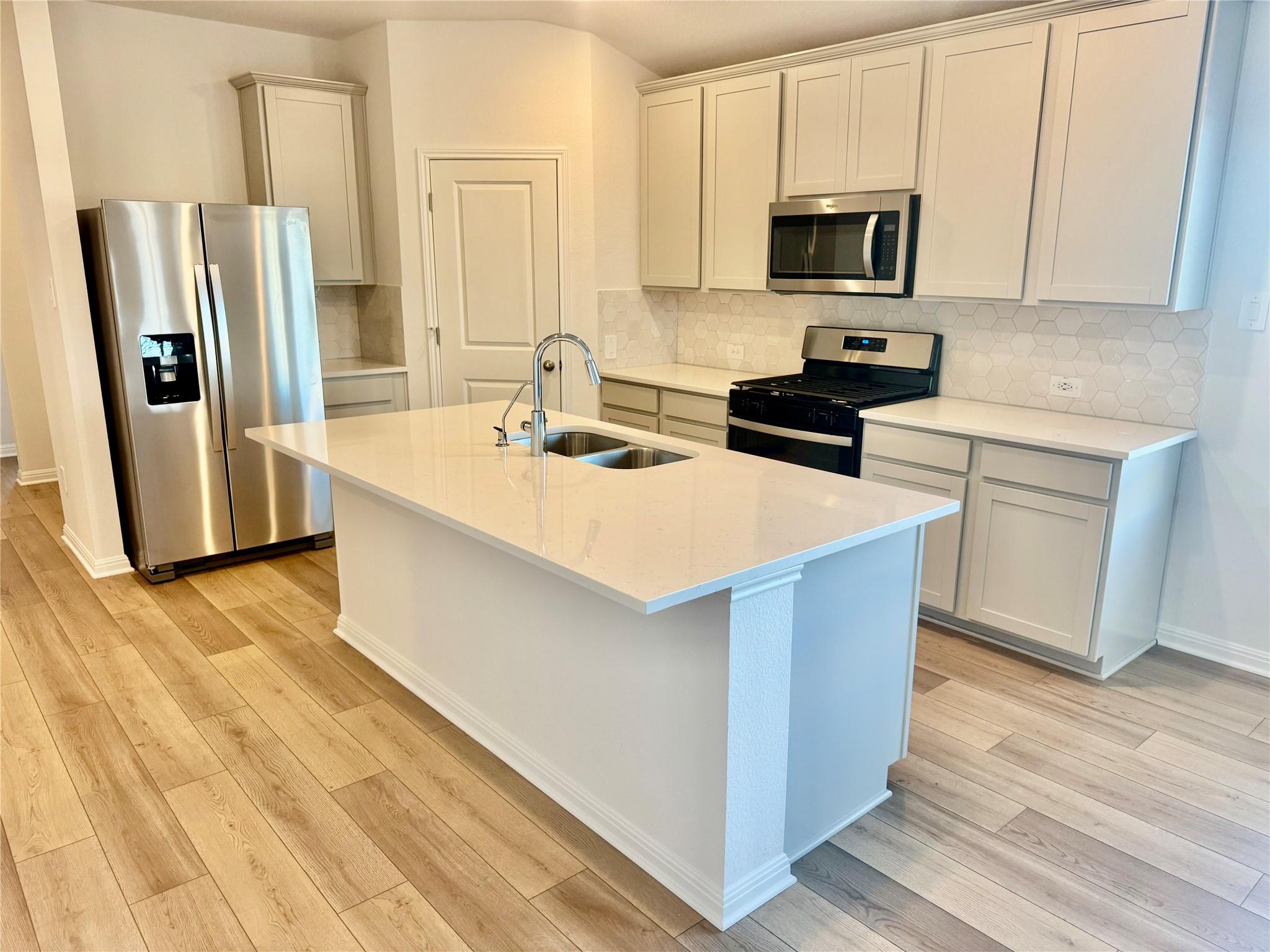 271 Texas Agate Dr, Kyle, TX 78640