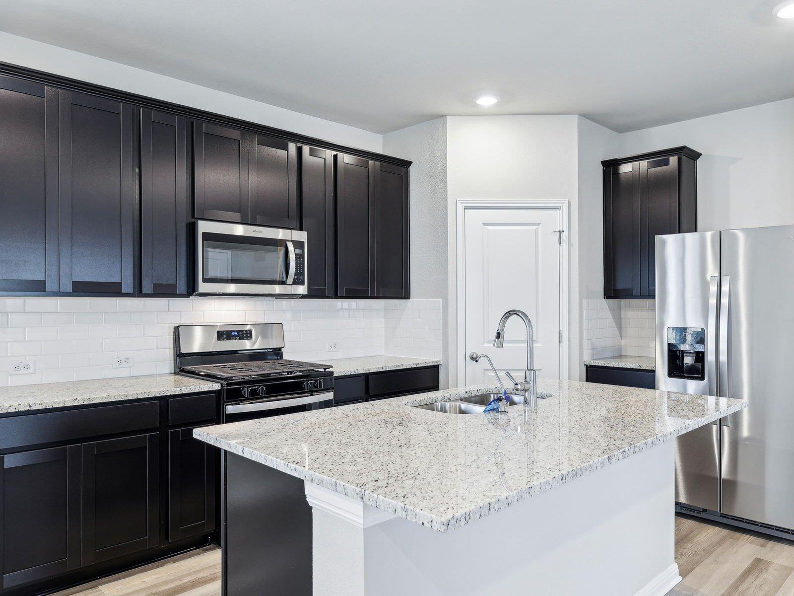 120 Maple Hedge Rd, Hutto, TX 78634