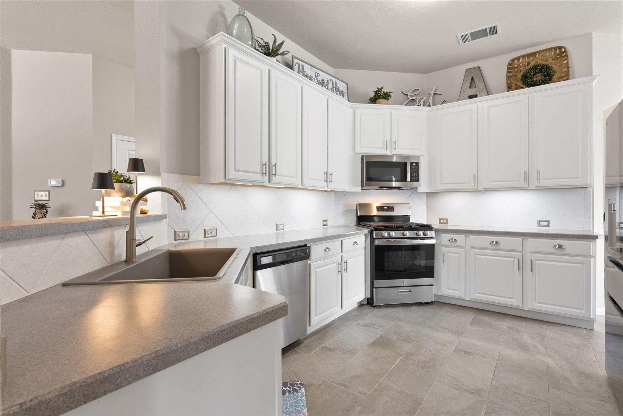 Round Rock, TX 78665