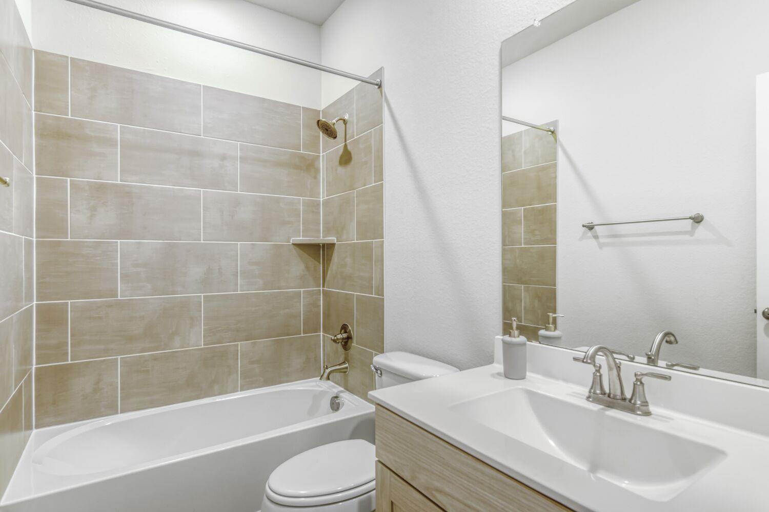 315 Garner Dr, Kyle, TX 78640